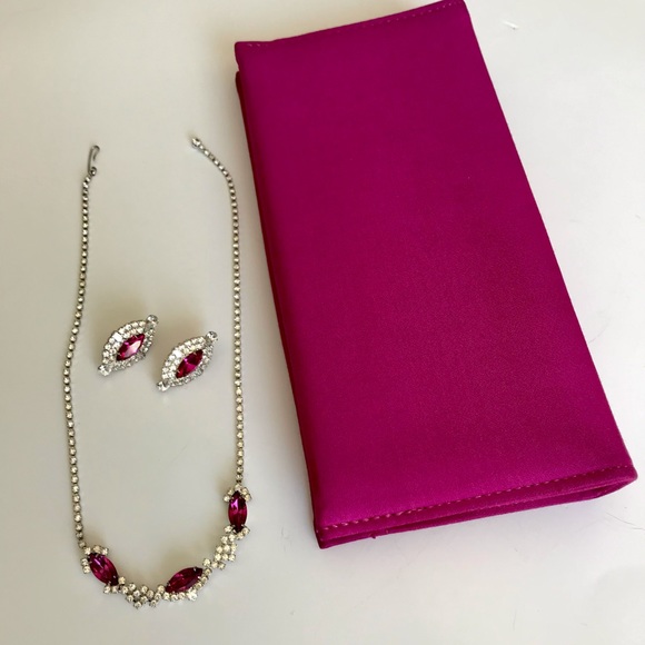 Fashion Jewelry Jewelry - Pink Necklace and Earrings Set with Purse